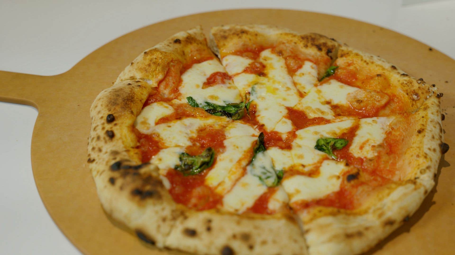 How to make Haesley Golf Club's delicious pizza