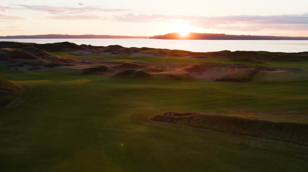 Muni Mondays: Golden hour(s) at Chambers Bay